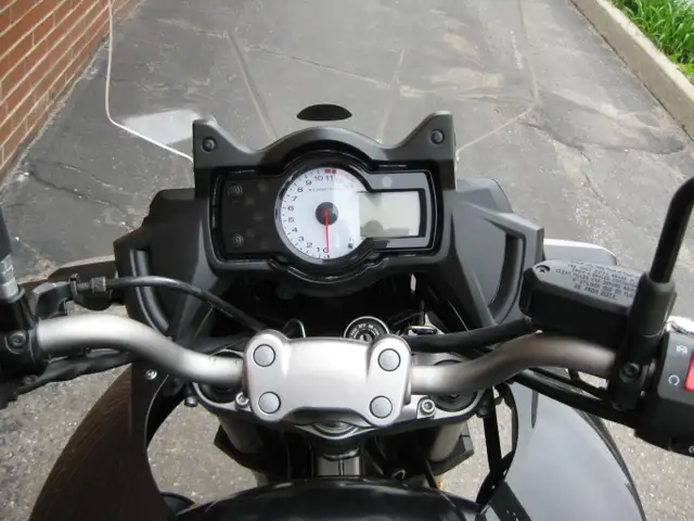 2011 KAWASAKI VERSYS 650 in Street, Cruisers & Choppers in City of Toronto - Image 11