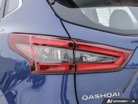 Recent Arrival! CARFAX Canada No Reported Accidents CARFAX Canada One Owner 2023 Nissan Qashqai S 4D... (image 7)
