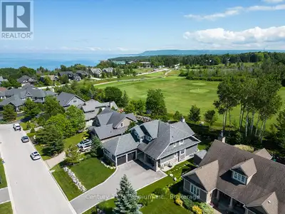 BEAUTIFUL LIVING AT LORA BAY! This bright and spacious 3 bedroom home in Lora Bay offers the perfect...