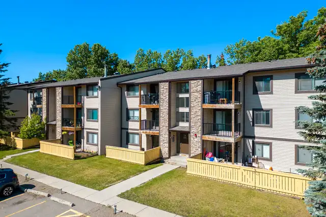 2 Bedrooms - Senior Promo starting at $1495 (Heat & Water Incl.)63849108466819120
