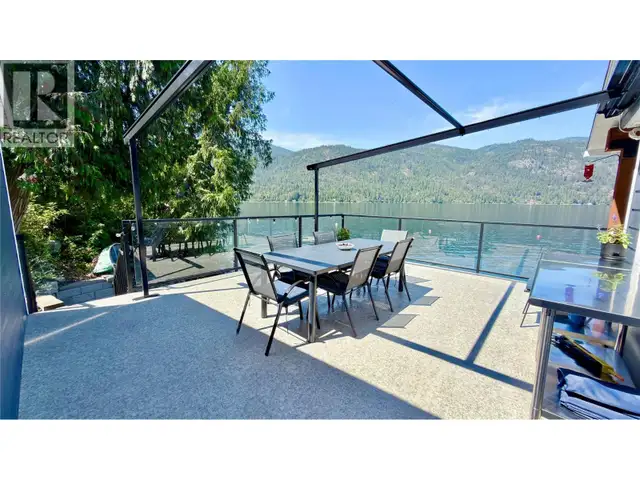 3109 East Lake Drive Christina Lake, British Columbia in Houses for Sale in Penticton - Image 18