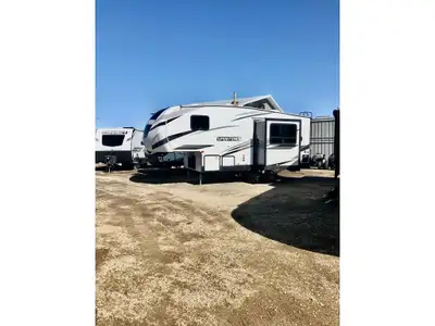 2023 Sportsmen Sportsmen 231RK UVW (Unloaded Vehicle Weight) 6,200 Dry Hitch Weight 950 Dry Axle Wei...