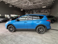 ADAPTIVE CRUISE CONTROL, NAVIGATION SYSTEM, LANE DEPARTURE WARNING Elegance meets efficiency in this... (image 5)