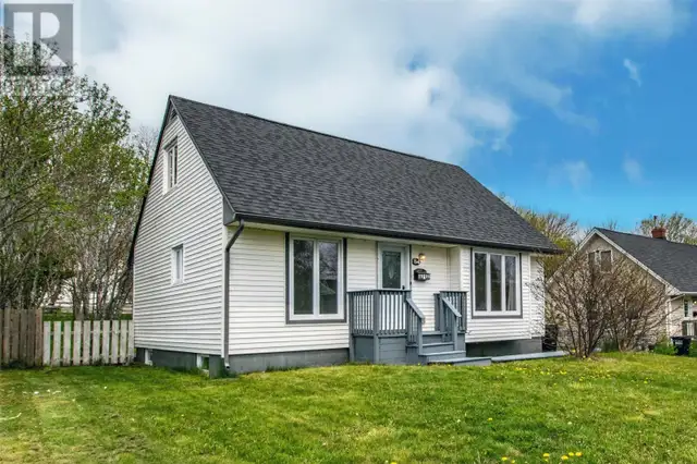 84 Whiteway Street St. John's, Newfoundland & Labrador62863790036866126