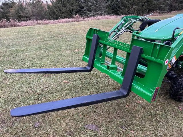 Pallet forks for tractors & skid steers - IN STOCK in Heavy Equipment in Oakville / Halton Region - Image 3