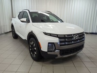 Built to handle daily life with more flexibility than a typical SUV, this 2025 Hyundai Santa Cruz Pr... (image 1)