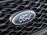 This Ford delivers a powerful blend of performance, comfort, and advanced technology in a bold and s... (image 7)