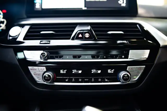 2023 BMW 5 Series5783111882886553622