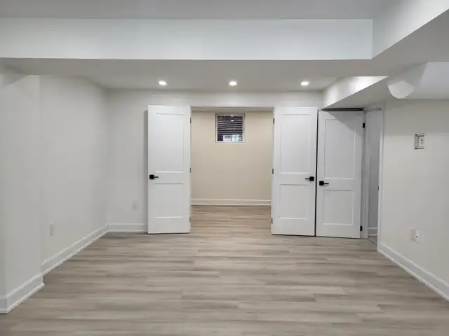 1,200 SQFT 2 Bedroom Basement Apartment in Long Term Rentals in Mississauga / Peel Region - Image 5