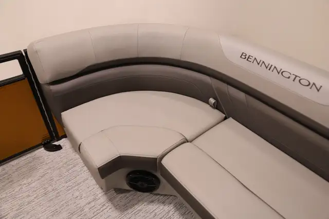 2025 BENNINGTON 22 SXLSE CRUISE PONTOON W/ 90HP YAMAHA | Powerboats ...
