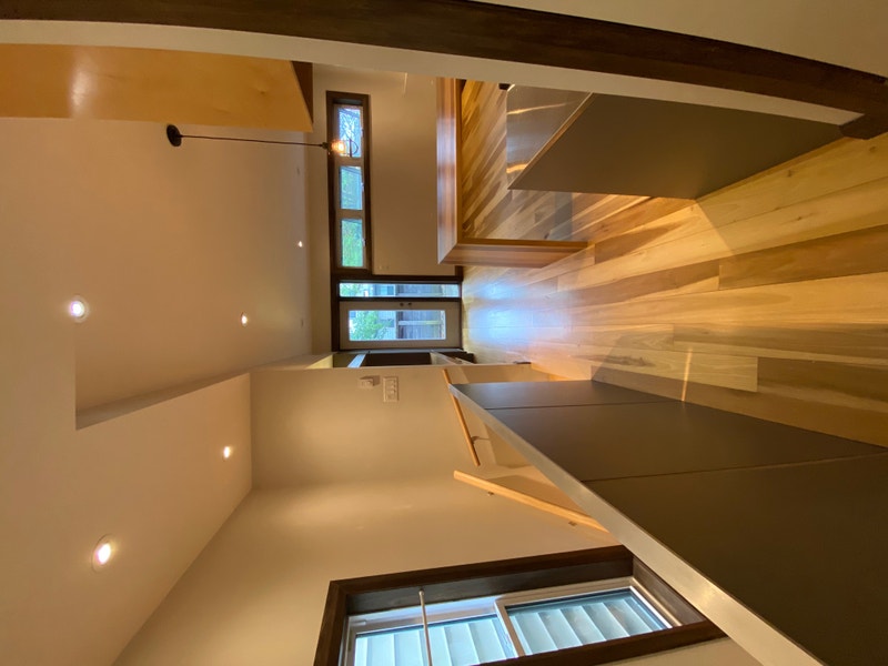 Fantastic one bedroom downtown Halifax June 1st Long Term Rentals