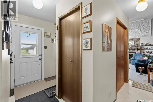 Labelle Acreage Vanscoy Rm No. 345, Saskatchewan in Houses for Sale in Saskatoon - Image 28