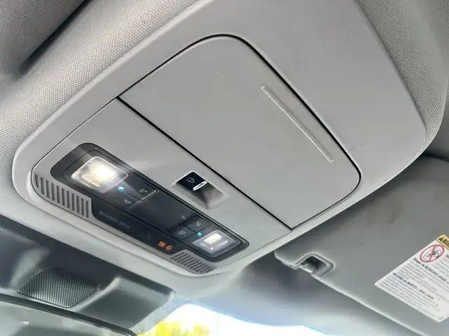 2024 Ford Super Duty F-350 SRW XL Crew Cab 176 | Remote Start in Cars & Trucks in Edmonton - Image 16