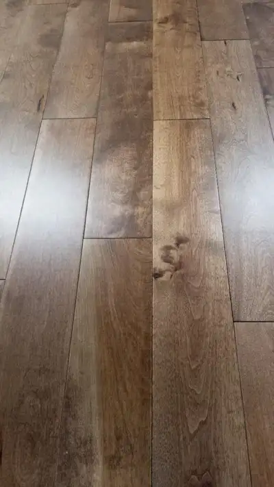 Plancher en bois massif d'érable mielleux de 4-3/4 po - "Blé", View more