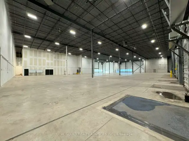 FOR LEASE: Manufacturing/Warehouse - 2771 Portland 1-2, Oakville in Commercial & Office Space for Rent in Oakville / Halton Region - Image 16