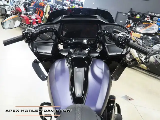 2025 Harley-Davidson FLTRX - Road Glide in Sport Touring in Cambridge - Image 6