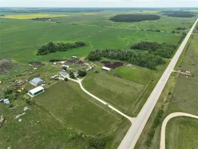 R19//Riverton/Sprawling 80-Acre Estate. Updated Home & Extensive Outbuildings. Private retreat nestl...