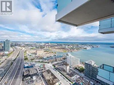 3707 - 16 BONNYCASTLE STREET Toronto (Waterfront Communities), O