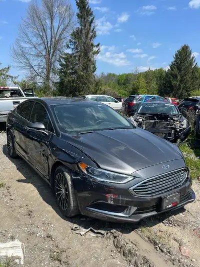 2018 Ford Fusion Hybrid 113,00 km. 2.0L 4 Cylinder, Hybrid, Automatic transmission. DOES NOT HAVE KE...