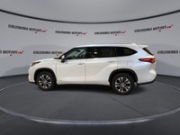 Meet the hybrid SUV that fits real Canadian life. This 2022 Toyota Highlander Hybrid XLE AWD, sold b... (image 4)
