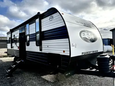 IN STOCK, Specifications and Features: Length (ft): 28'10 Width (ft): 8'0 Height (ft): 10'6 Dry Weig...