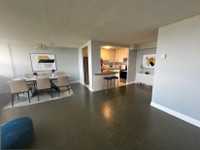 Looking for a spacious and well-maintained 2 bedroom apartment in the vibrant community of Trenton?... (image 5)