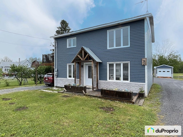 $315,000 - Duplex for sale in St-Hubert-De-Rivière-Du-Loup — photo 1