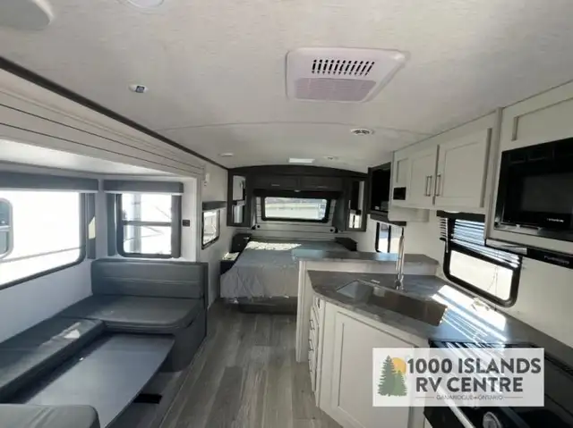 2025 Keystone RV Cougar Half-Ton 22RBS in Travel Trailers & Campers in Kingston - Image 6