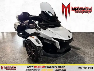 Can-Am SPYDER RT SEA TO SKY 2026 Un trike routier luxueux pensé pour les longues balades sur route,...