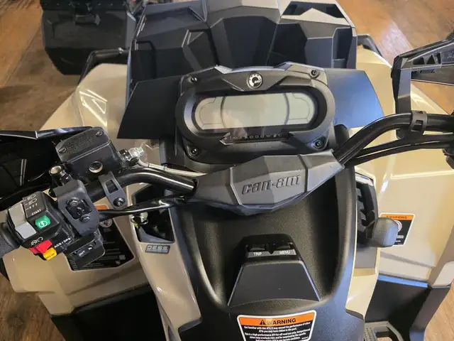 2023 Can-Am Outlander Xmr 1000 in ATVs in New Glasgow - Image 9