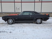 Z28 tribute. Fresh GM Carte motor 350ci 330hp and M21 4 speed manual transmission with 12 bolts POSI... (image 3)