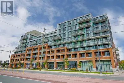 810 - 11611 YONGE STREET Richmond Hill (Jefferson), Ontario