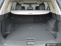 This Nissan Rogue boasts a Intercooled Turbo Regular Unleaded I-3 1.5 L/91 engine powering this Vari... (image 6)