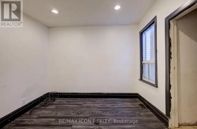 898 EASTERN AVENUE Toronto (Greenwood-Coxwell), Ontario in Houses for Sale in City of Toronto - Image 23