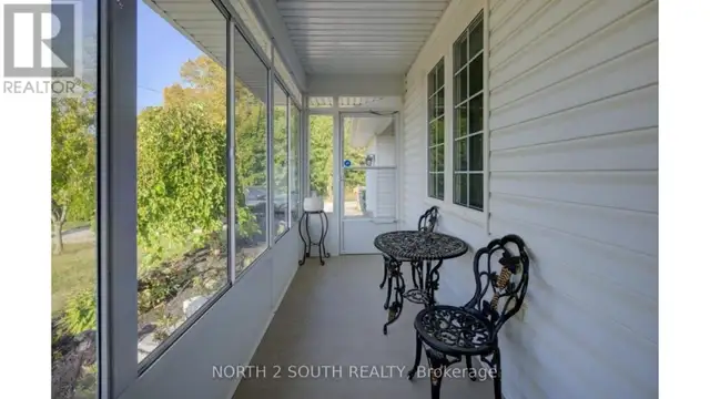 6737 HIGHWAY 20 West Lincoln (Smithville), Ontario in Houses for Sale in Hamilton - Image 9