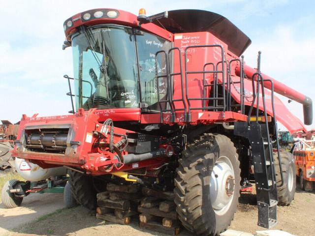 Case IH 9230 and Case IH 8120 Cabs - Complete Combine Cabs in Other in Saskatoon - Image 3