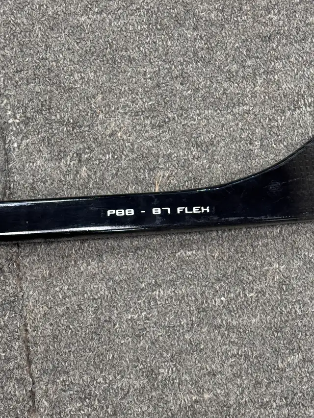 Bauer Vapor 3X Hockey Stick - Left Hand in Hockey in Oakville / Halton Region - Image 3