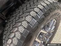This Jeep Wrangler has a trusty Regular Unleaded V-6 3.6 L/220 engine powering this Automatic transm... (image 9)