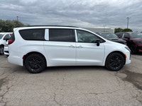 ENGINE: 3.6L PENTASTAR VVT V6 W/ESS (STD),BRIGHT WHITE,BLACK SEATS W/AXIS II,QUICK ORDER PACKAGE 27L... (image 3)
