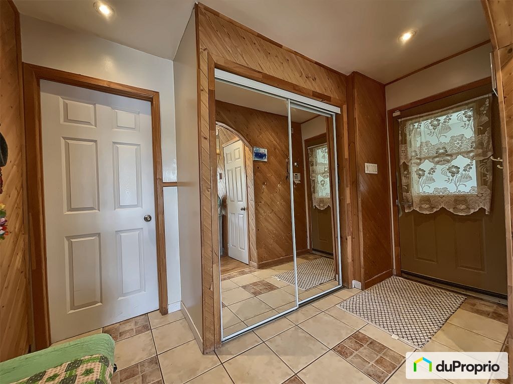 $389,000 - 2 Storey for sale in St-Cyrille-De-Lessard — photo 3