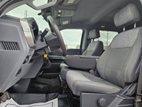 Kijiji Engine: 8 Cylinder Engine 5.0L L/100Km City: 14.8 L/100Km Hwy: 10.9 Safety Equipment ABS And... (image 7)