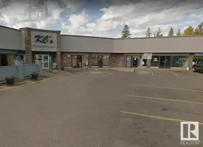 HIGHLY VISIBLE, HIGH TRAFFIC, HIGH EXPOSURE located on 48th Street, Stony Plain, Plenty of paved par...