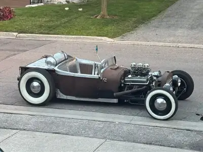 1927 Ford Model T Roadster. Cool build that's done lots of driving and is ready for the road! Detail...