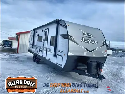Pack the Family, Hit the Road Jayco Jay Flight 261BHS 2026 Jayco Jay Flight SLX 261BHS Leave the str...