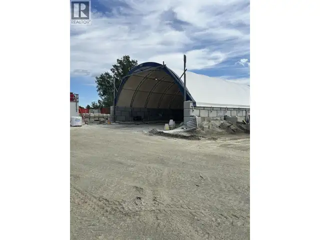 12341 271 ROAD Fort St. John, British Columbia in Commercial & Office Space for Rent in Fort St. John - Image 35