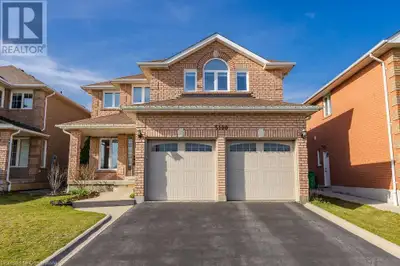 5100 FALLINGBROOK Drive Mississauga, Ontario