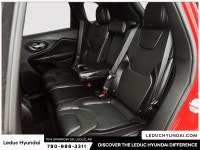 2019 Jeep Cherokee Trailhawk Experience the Jeep Cherokee Trailhawk with just 152000 km, finished in... (image 9)