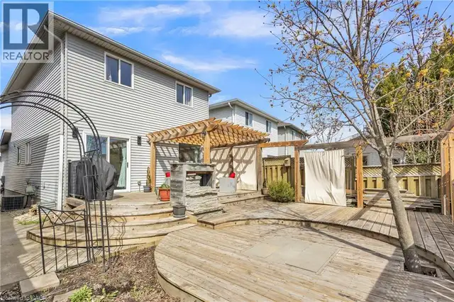 425 ERINBROOK Drive Kitchener, Ontario in Houses for Sale in Kitchener / Waterloo - Image 28