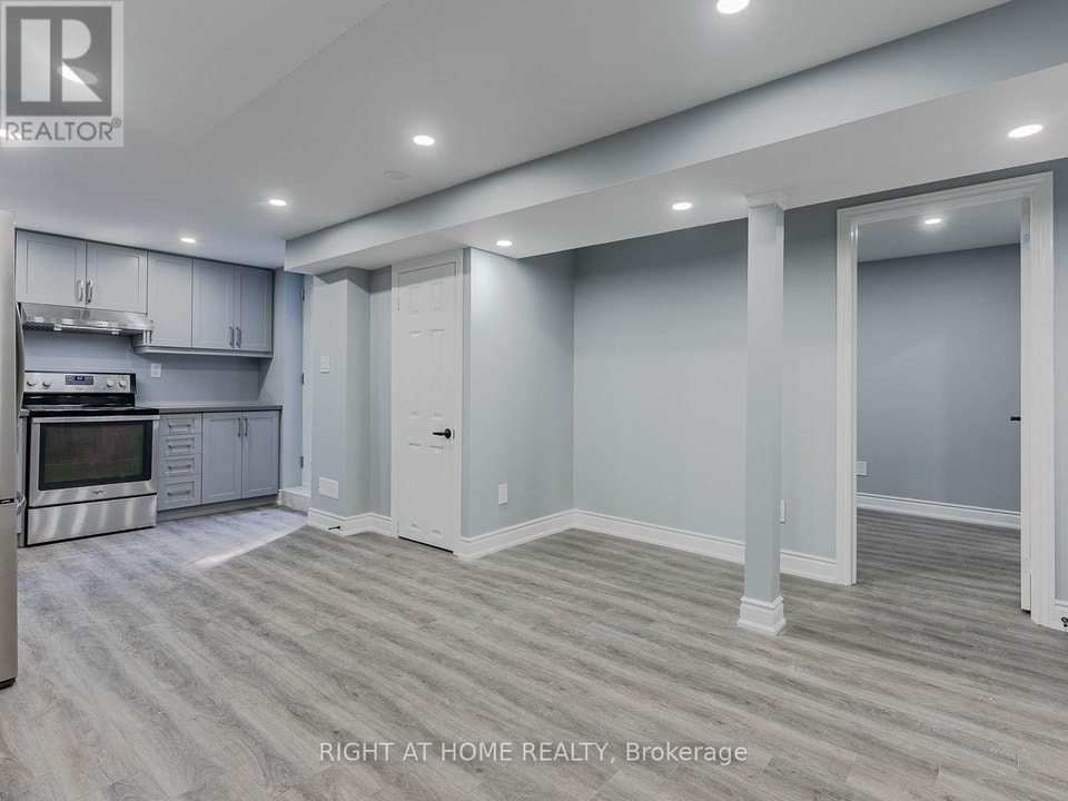 B - 99 PURCELL CRESCENT Vaughan (Maple), Ontario 4