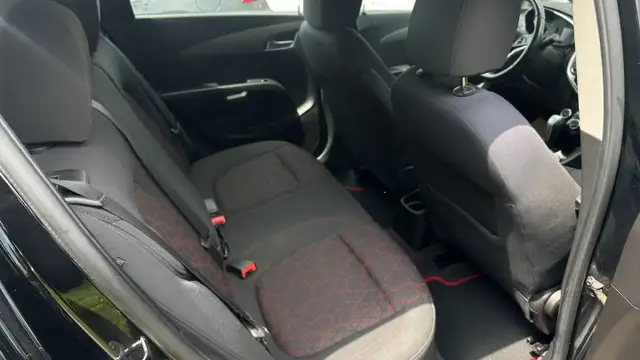 2017 Chevrolet Sonic LT in Cars & Trucks in St. Catharines - Image 11